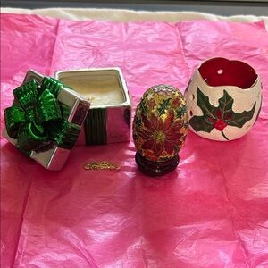 Festive Holiday Candle Set with Green and Red Accents